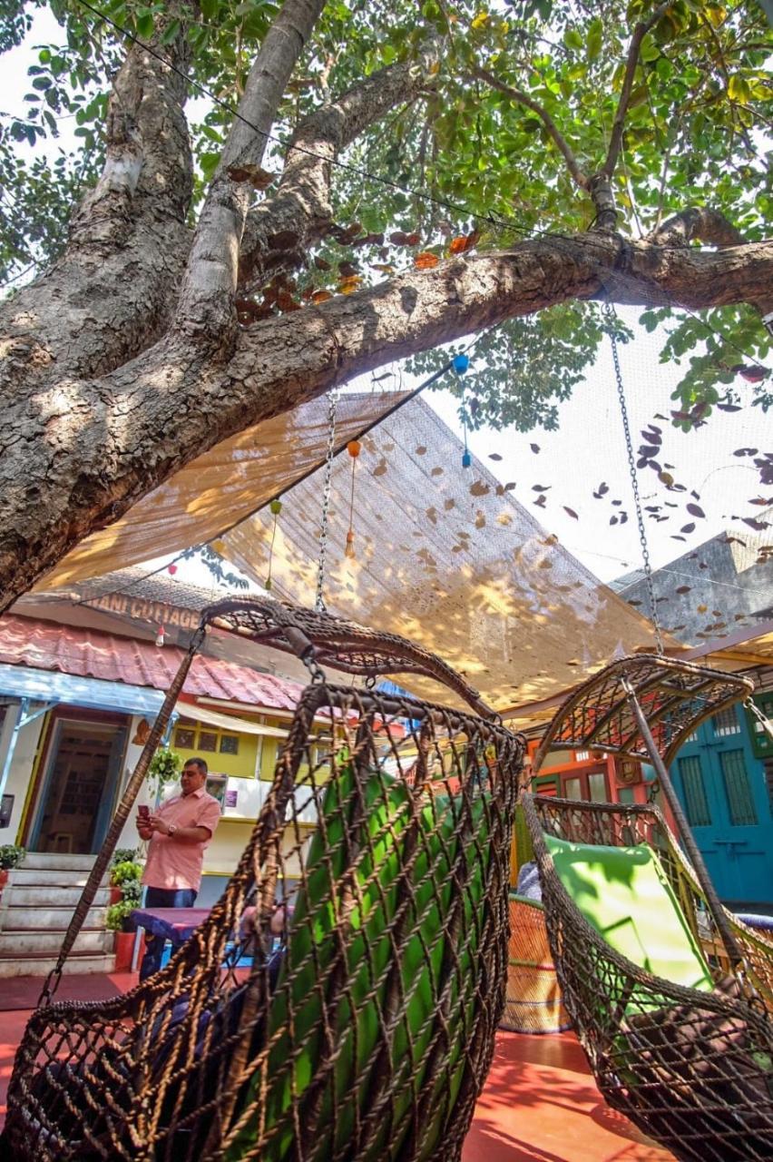 Хостел Namastey Mumbai Backpackers Екстер'єр фото
