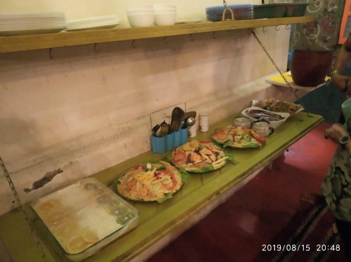 Хостел Namastey Mumbai Backpackers Екстер'єр фото