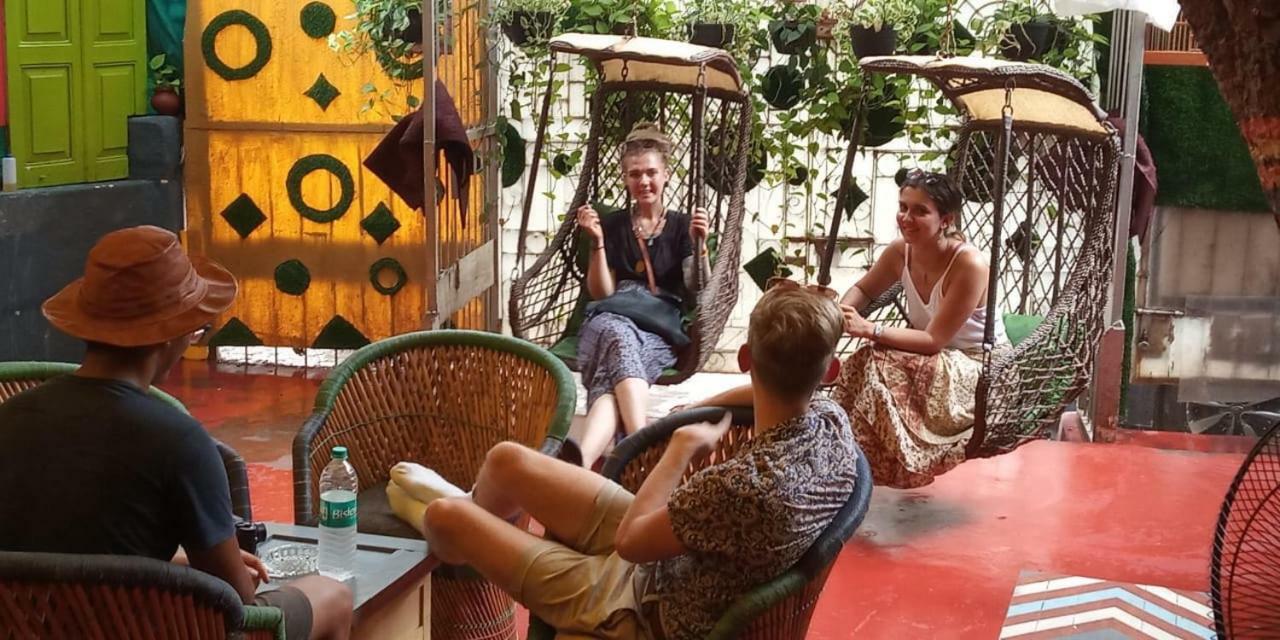 Хостел Namastey Mumbai Backpackers Екстер'єр фото