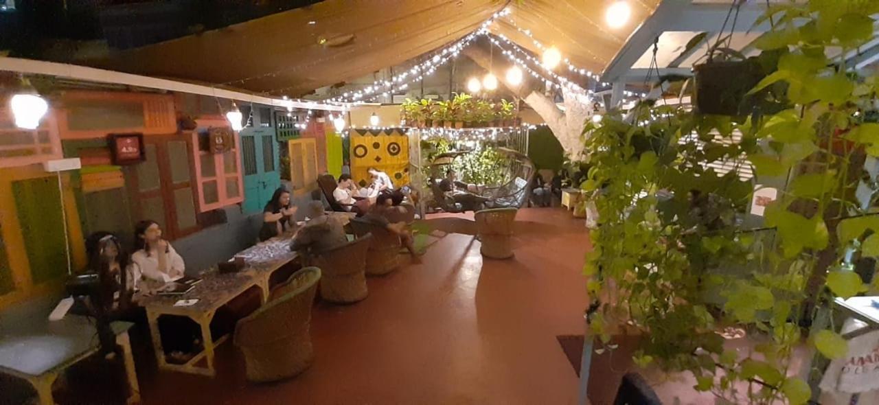 Хостел Namastey Mumbai Backpackers Екстер'єр фото